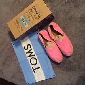 Pink Toms