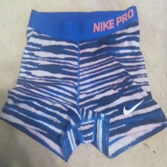 Nike pro's