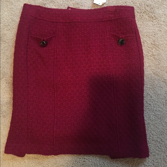 Sweater skirt with pockets