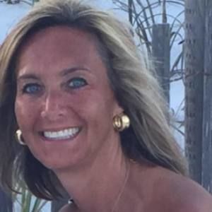 Meet your Posher, Leslie