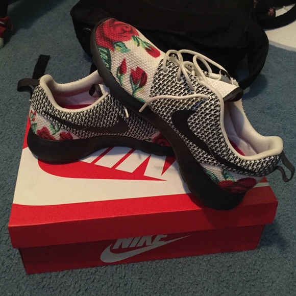 Roshe runs