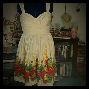 Maggy London white dress with flowers