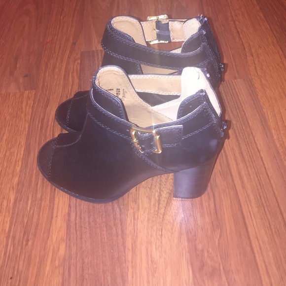 Ankle boots
