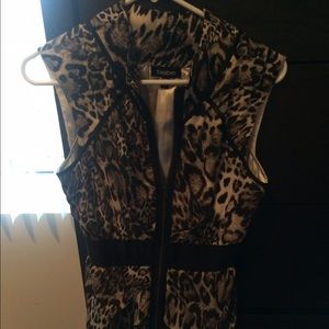 Bebe Animal print zip dress size small