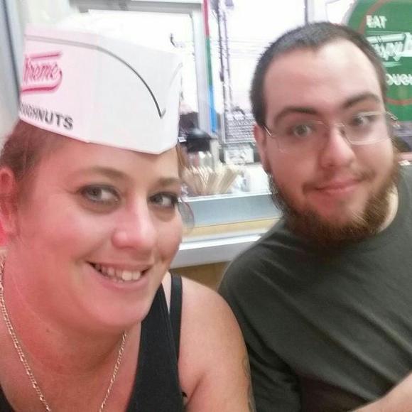 Meet your Posher, Heather - Picture 1 of 1