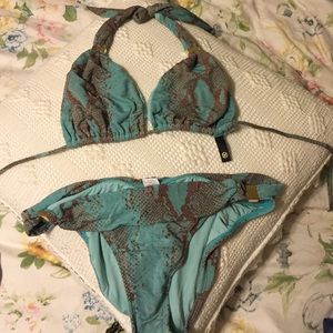 Vix light blue snakeskin bikini