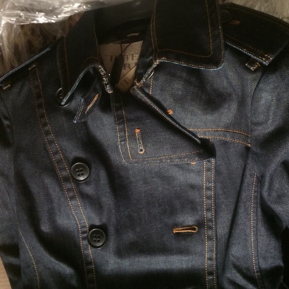 Burberry coat size 4