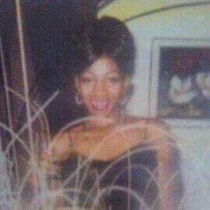 Meet your Posher, Antoinette