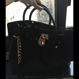 MICHAEL KORS Hamilton Black Saffiano Leather Bag