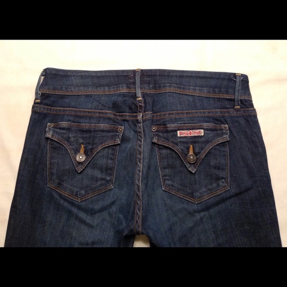 womens jeans with back flap pockets