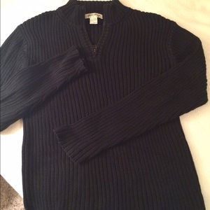 Black Eddie Bauer Sweater Black Eddie Bauer Sweater