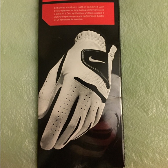 Nike  Women's Left Medium Golf Glove