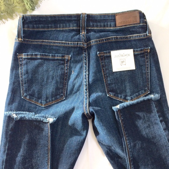 LAST CALL Distressed hem Jean - Picture 3 of 4