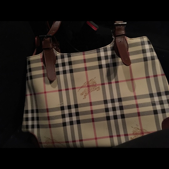 burberry nova check tote medium