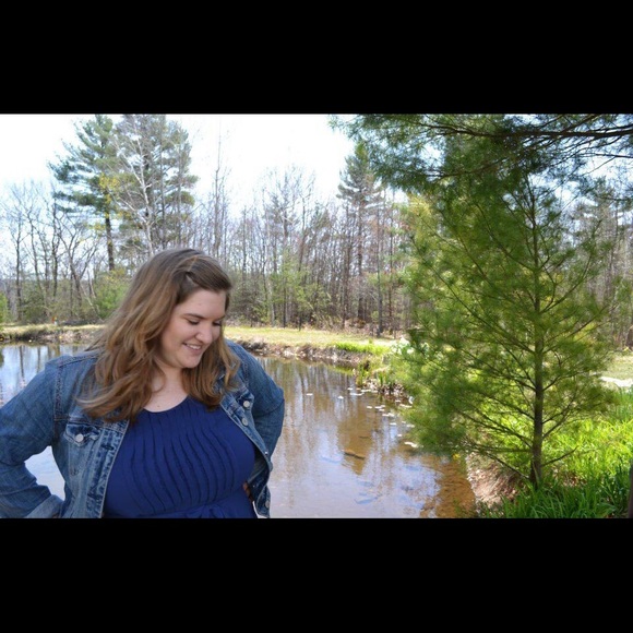 Meet your Posher, Andrea lynn - Picture 2 of 3