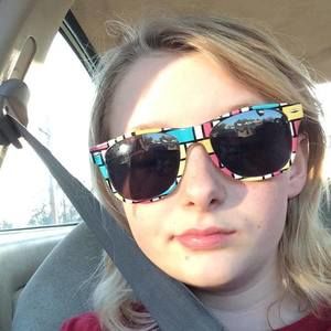 Meet your Posher, Mallory