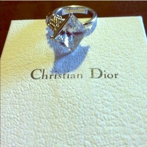 100%AUTHENTIC CHRISTIAN DIOR FASHION COCKTAIL RING