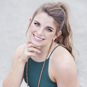 Meet your Posher, Abi