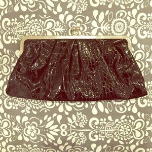 Black snakeskin clutch 💋