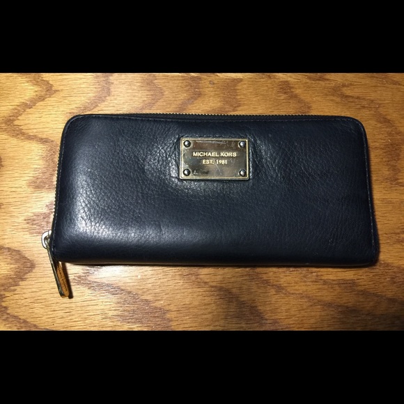 Michael Kor Leather Wallet