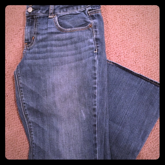 AE Artist Jeans. Gently used. Size 10short 😊