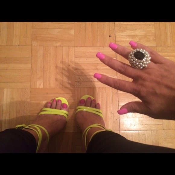 FABULOUS BIG STATEMENT RING
