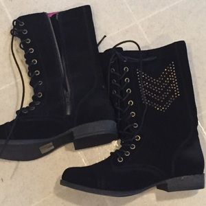 BLACK BETSY JOHNSON BOOTS