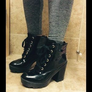 Ankle booties