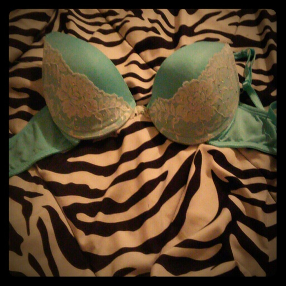 Bra size 34B