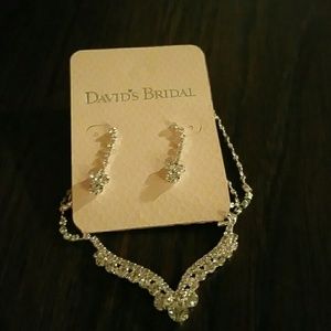 Davids Bridal necklace/earring set