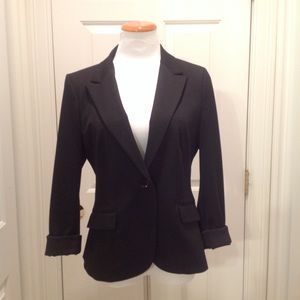 24inch Studio Express size 12 blazer (black)