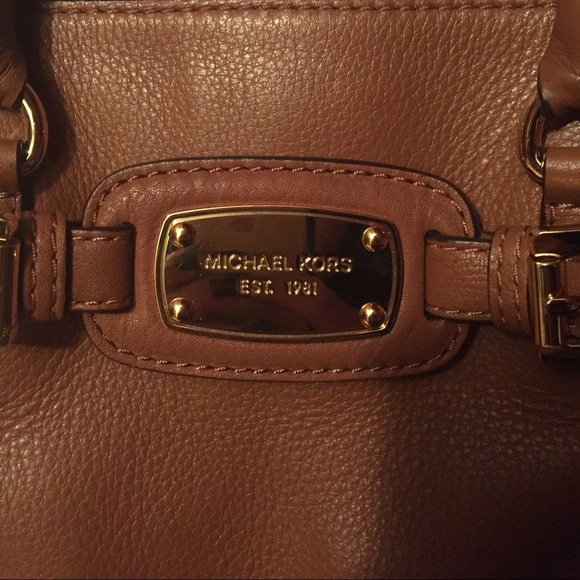 Michael Kors Hamilton leather medium satchel - Picture 2 of 4