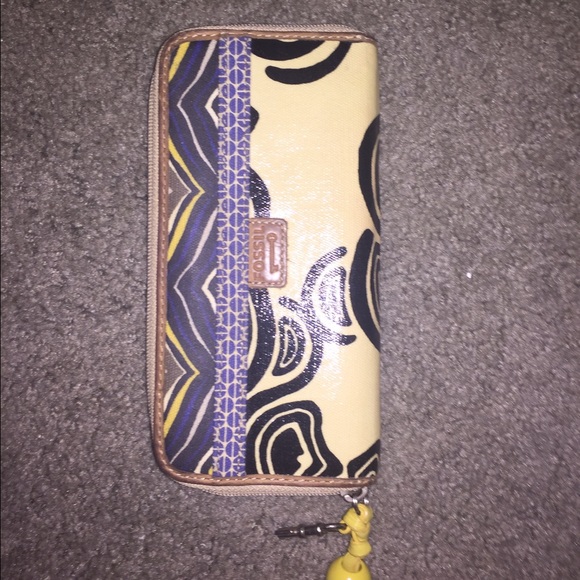 Fossil wallet