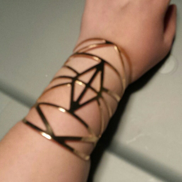 Cuff bracelet - Picture 3 of 3