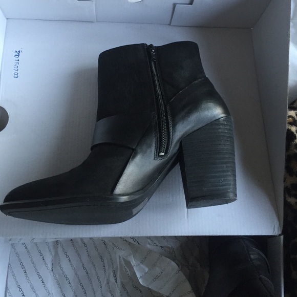 NEW PRICE Beautiful ALDO boots!