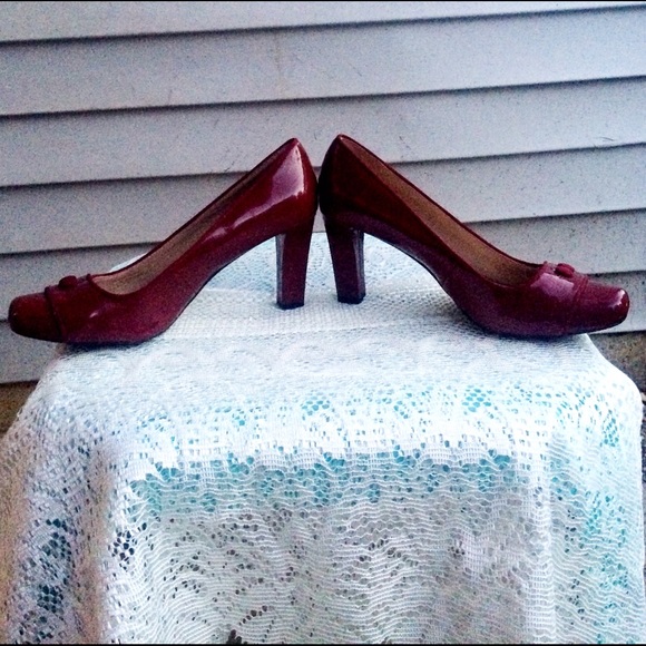 SOLD: red patent leather Franco Sarto heels - Picture 2 of 4