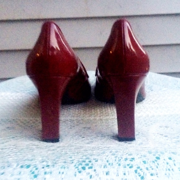 SOLD: red patent leather Franco Sarto heels - Picture 3 of 4