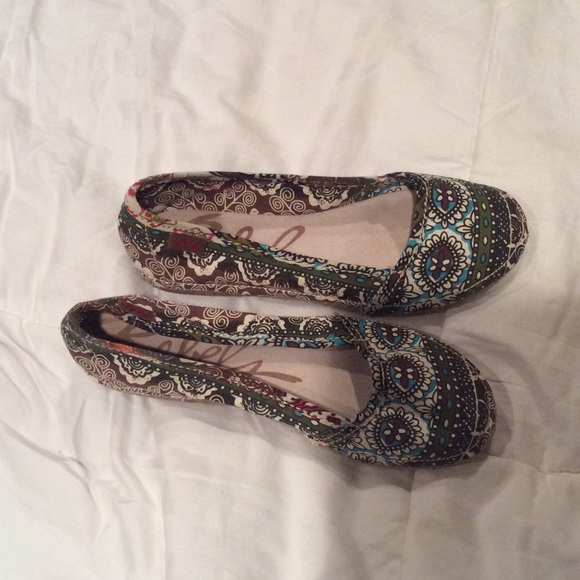 Size 5.5 Rebel flats