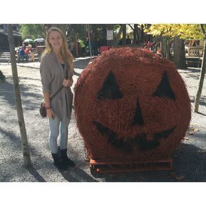 Meet your Posher, Mckenzie