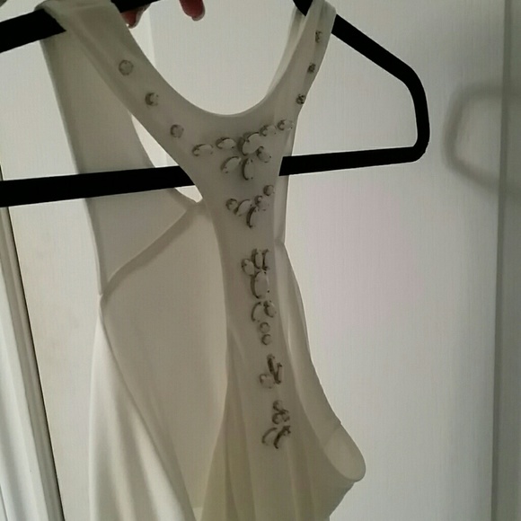 White tank