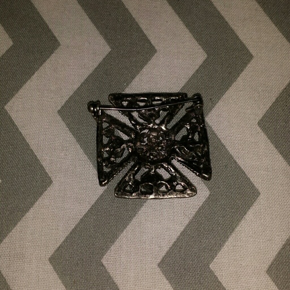 Pendant - Picture 2 of 2