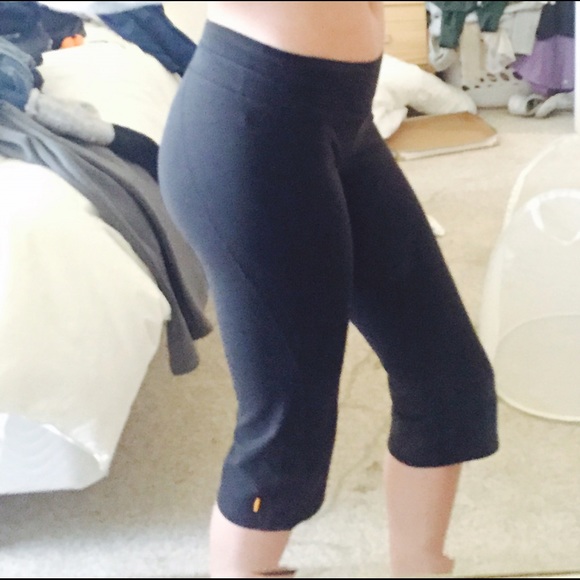 Lucy capris - Picture 1 of 3