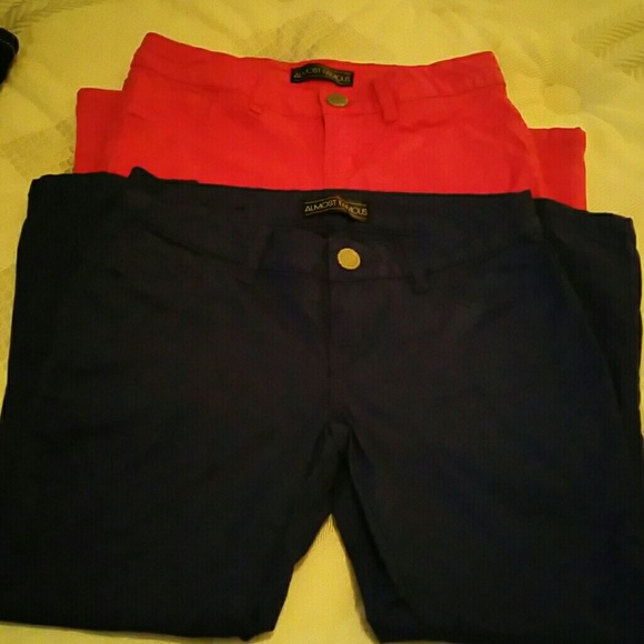 2 pair of Almost Famous Crop pants - Picture 1 of 3