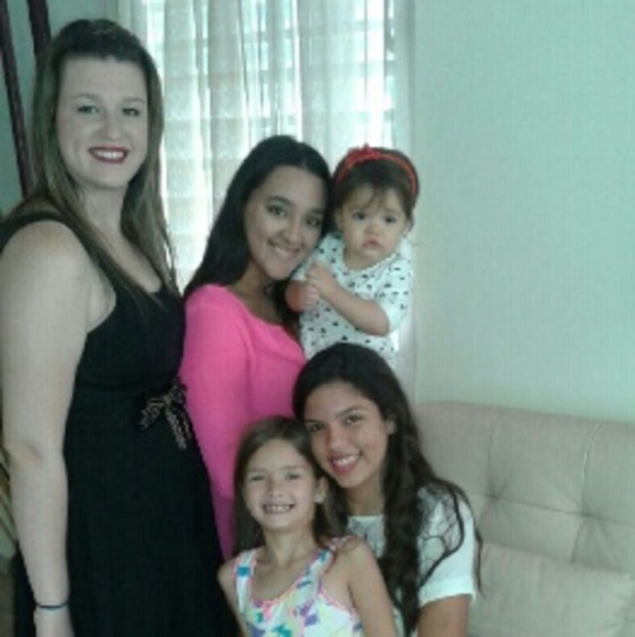 Meet your Posher, Iglesias - Picture 1 of 1