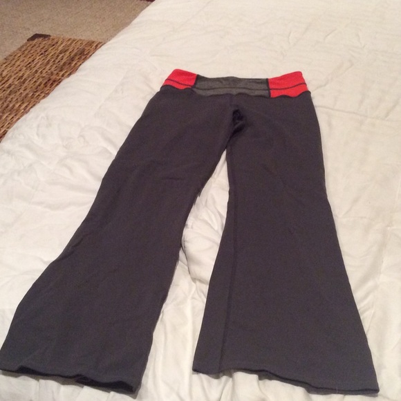 Size 4 Lululemon Astro pants