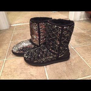 UGG Classic Short Sparkles Boots