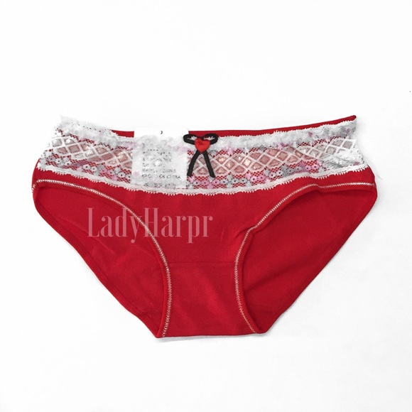 6 Lace Trim Panties - Picture 2 of 3