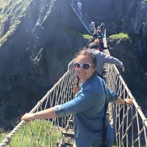 Meet your Posher, Briana