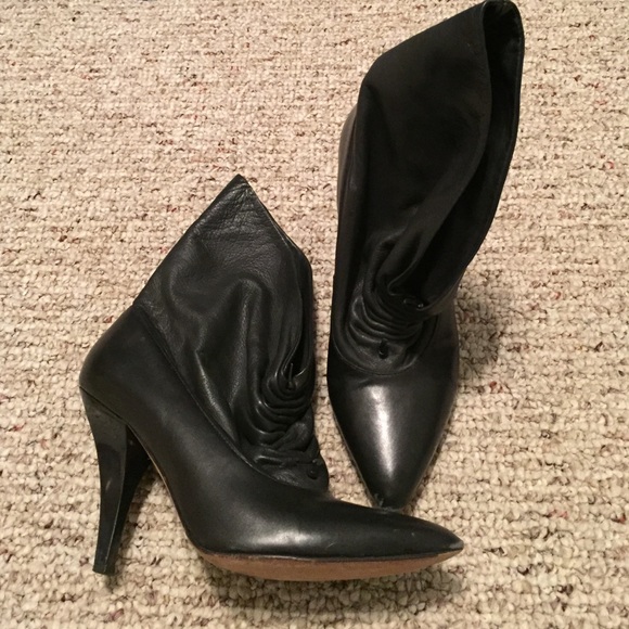 Report Signature slouchy ankle boot