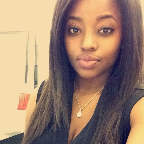 Meet your Posher 😘 - Picture 2 of 4